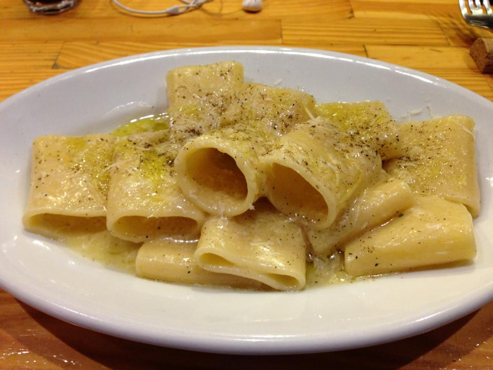 Paccheri cacio e pepe